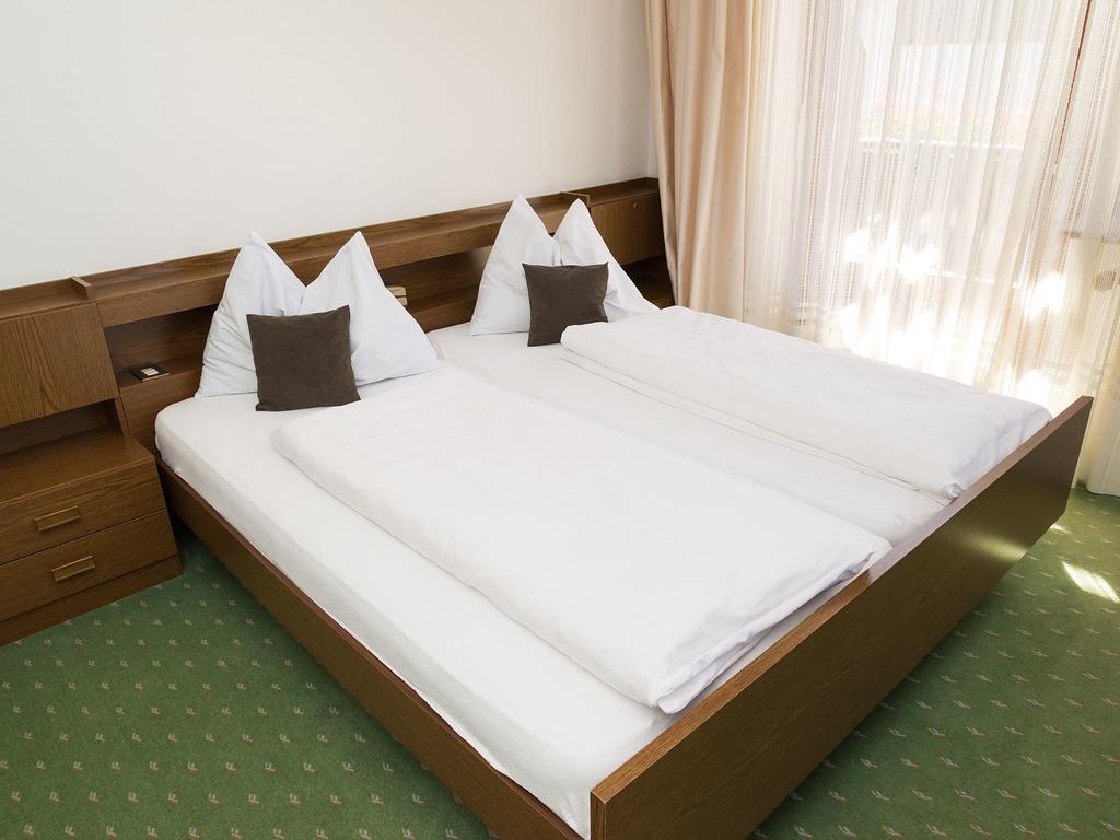 Hotel Haus Elisabeth Nova Ponente Zewnętrze zdjęcie