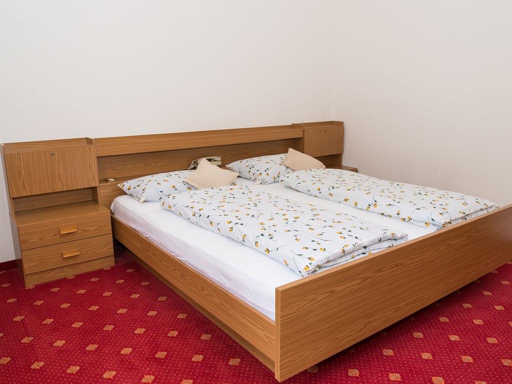 Hotel Haus Elisabeth Nova Ponente Zewnętrze zdjęcie